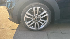 MINI Hatchback 1.5 Cooper Seven 3dr Auto Petrol Hatchback